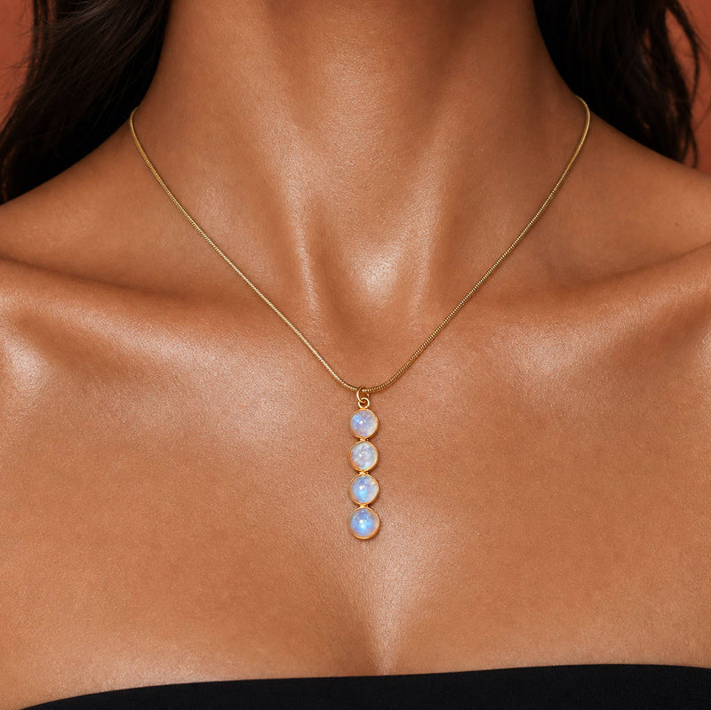 Rainbow Moonstone Drop Pendant Necklace | SAÉA