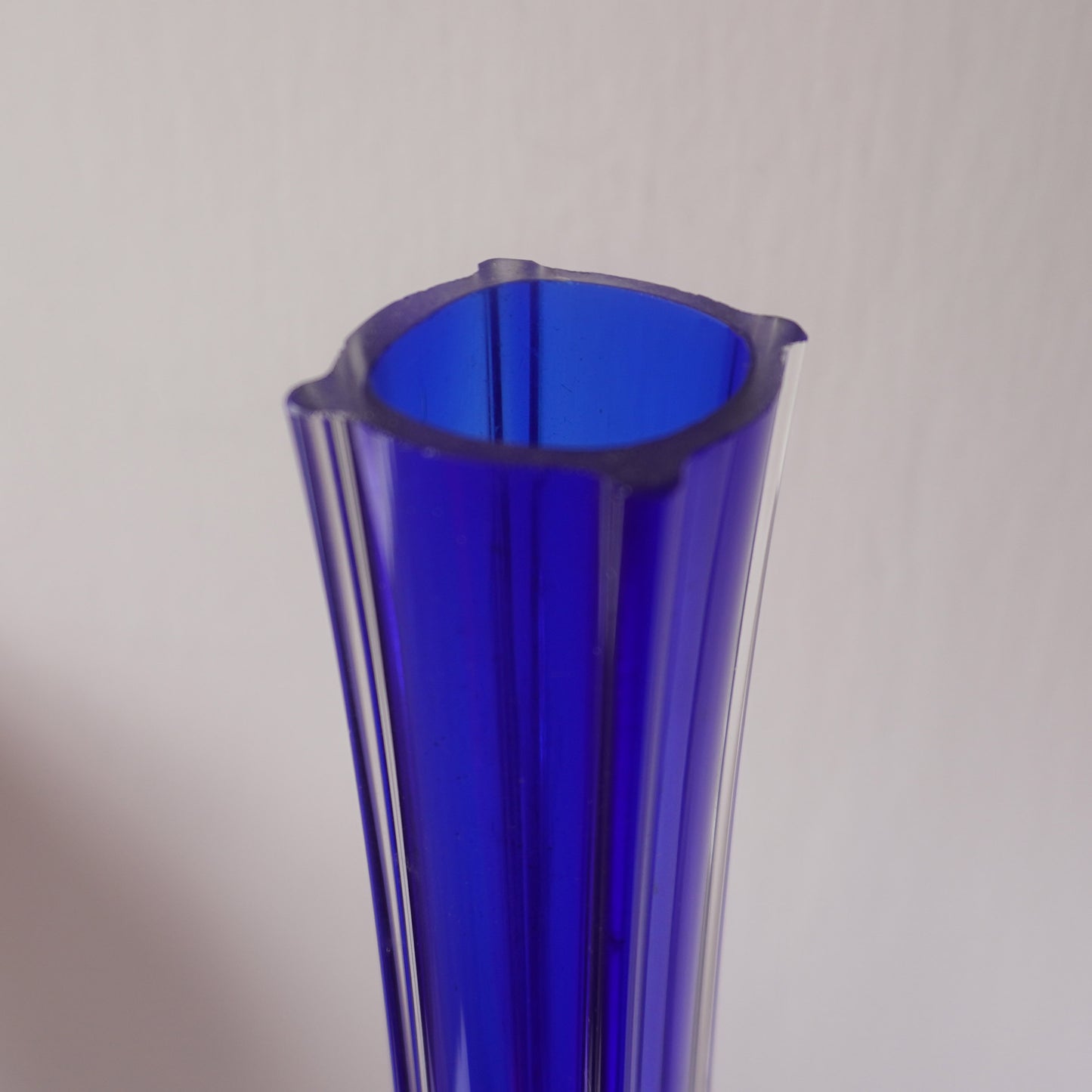 Vintage 1970s Cobalt Blue Art Glass Bud Vase – Tall & Sculptural Design