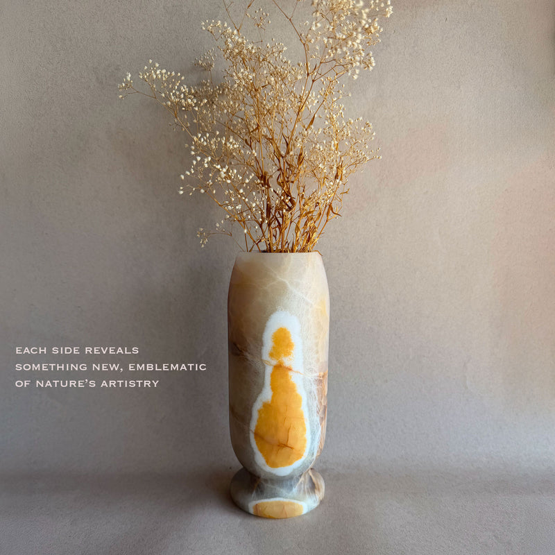 Deep burgundy & milky white | SAÉA Origin Vase