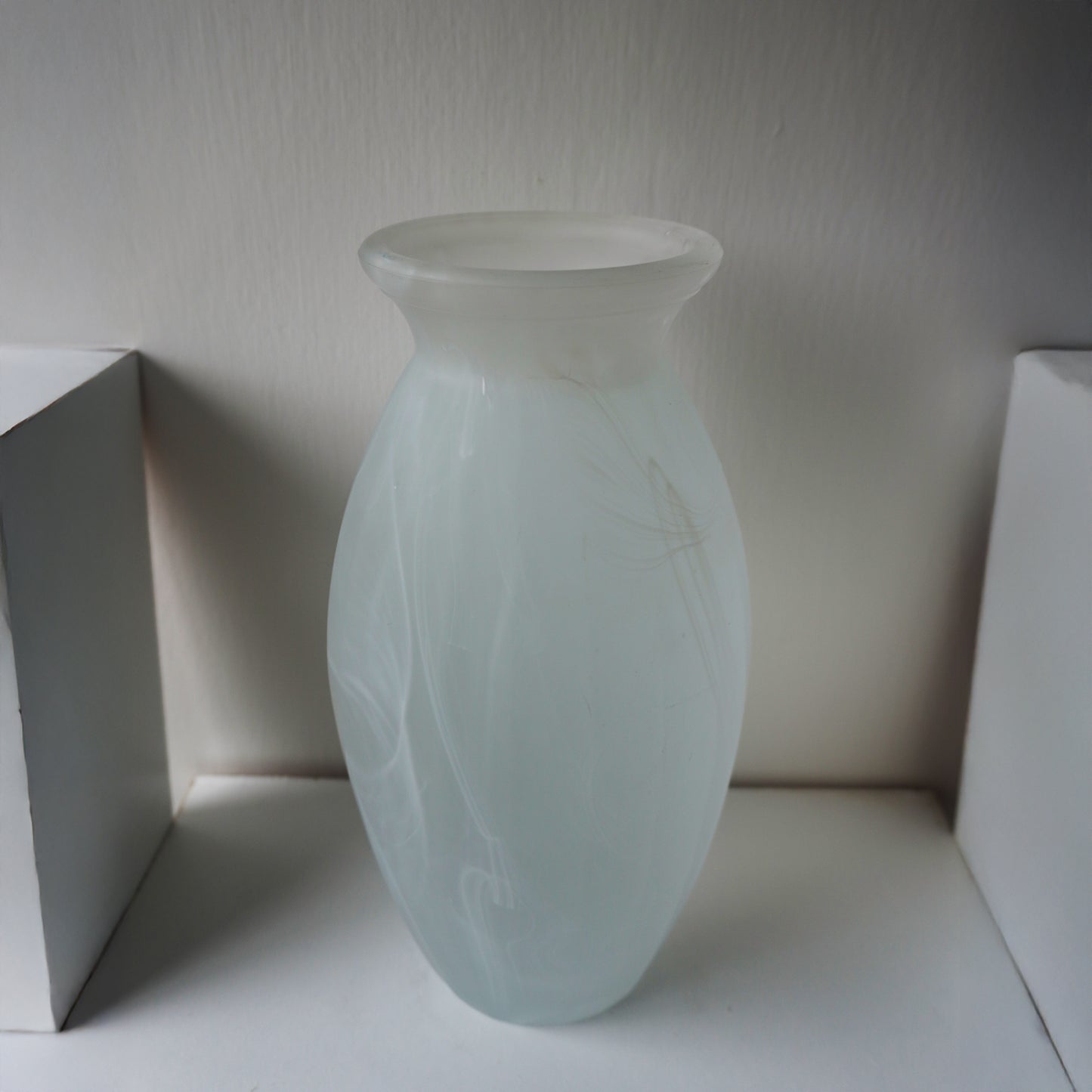 Vintage Vase frosted swirl