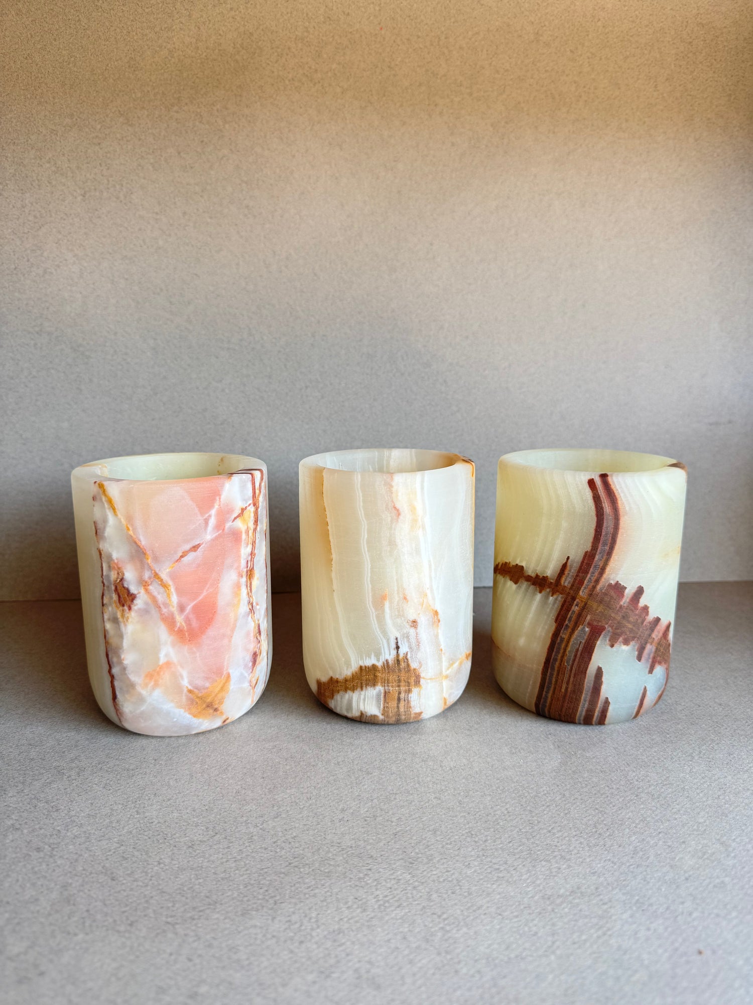 SAÉA Vessels in Onyx | Hand-carved from Natural Stone