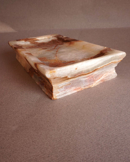 Desert ivory, clay, and gray | SAÉA Onyx Catchall Tray