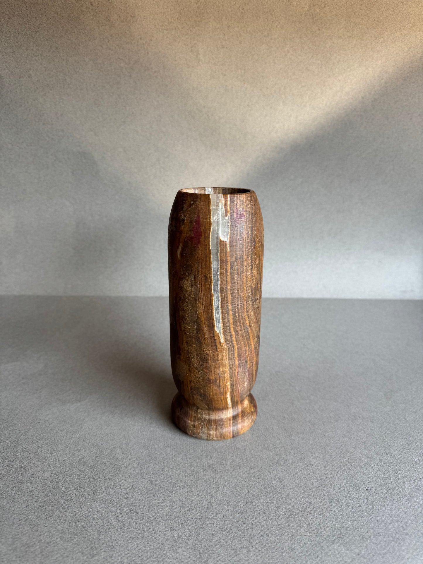 Japandi style onyx vase for mantel or bedside table

