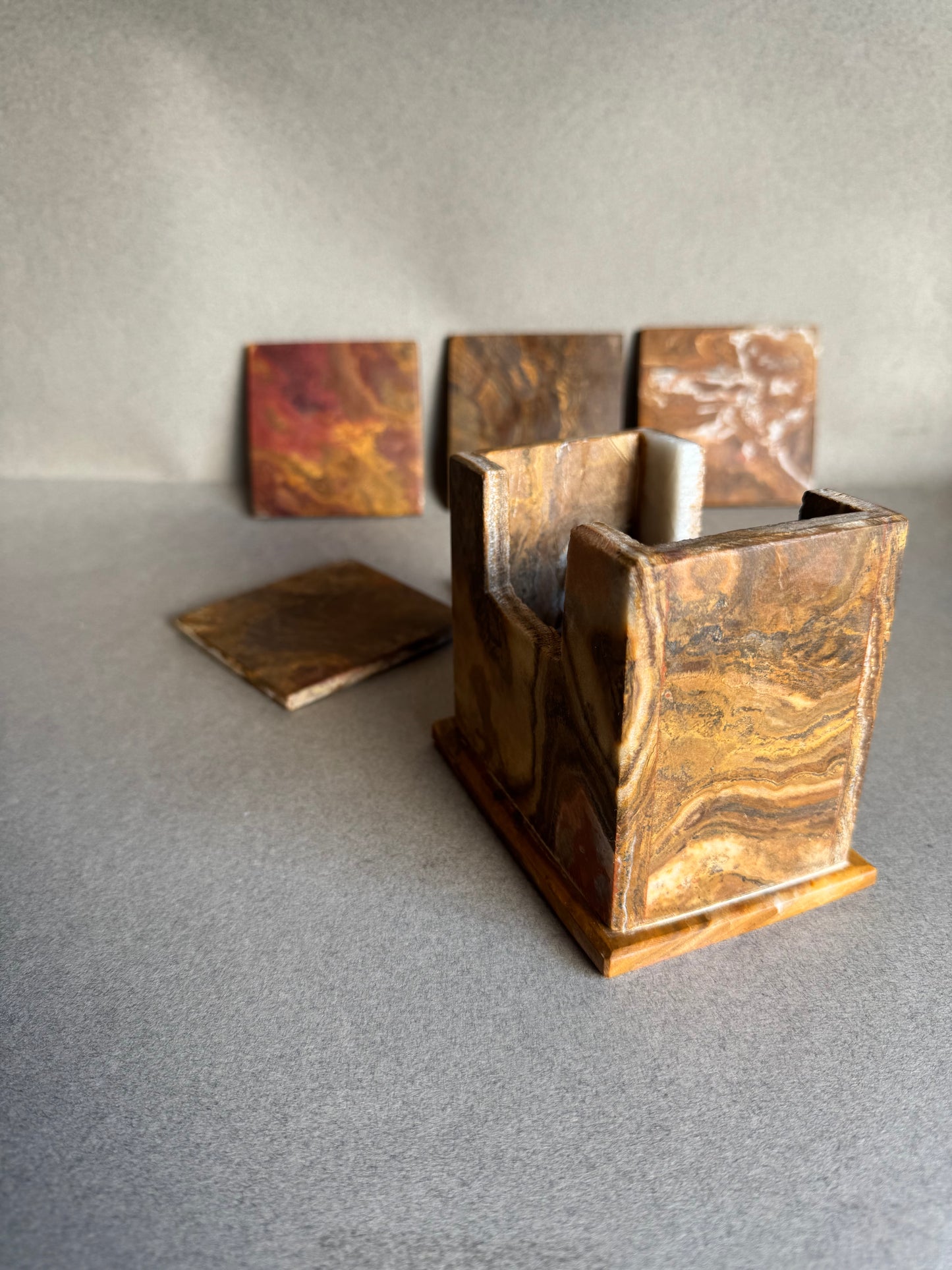 Weathered Terracotta and Burnt Sienna | SAÉA Square Onyx Coaster Set