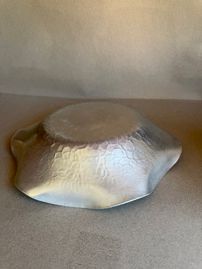Vintage 1950s Everlast Aluminum Bowl with Ivy Etching | American Origin