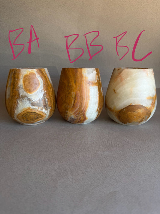 Clay, rust, and dusk | SAÉA Curved Onyx Vessel