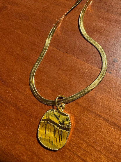 SAÉA Tiger's Eye Herringbone Choker in 18K Gold