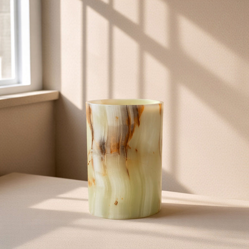 Pistachio, cream & honey | SAÉA Flat Onyx Vessel