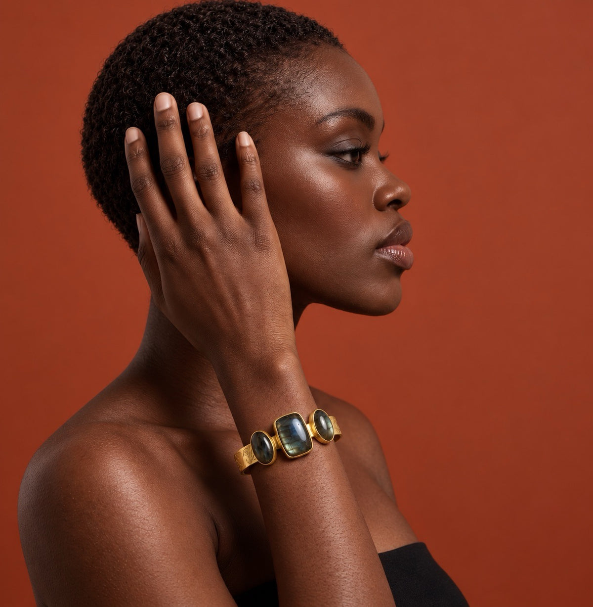 Smoke blue & gold | SAÉA Labradorite Engraved Three-Stone Cuff Bracelet