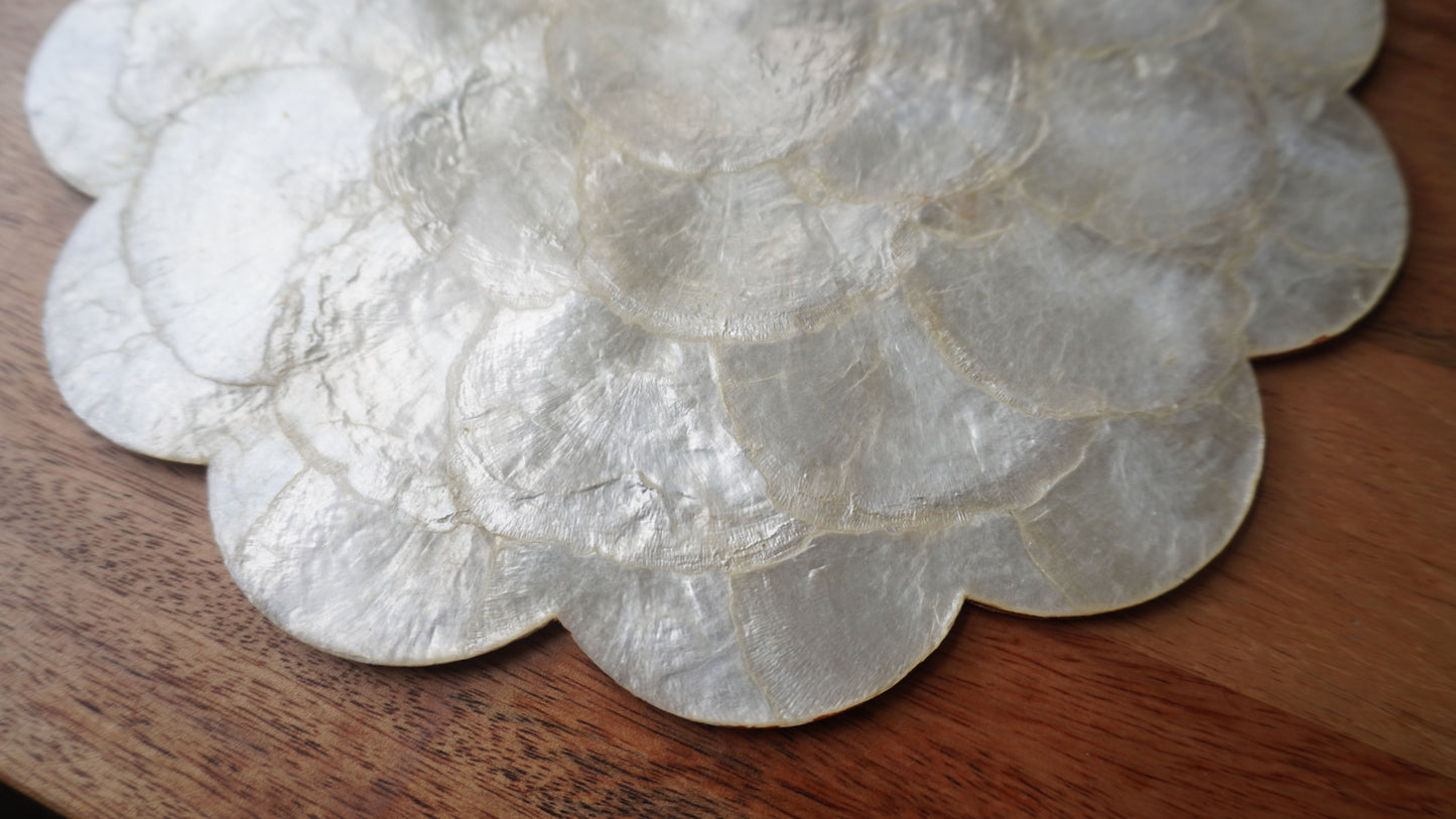 Vintage Capiz Shell Placemats (Set of 6) – Natural Luminescence