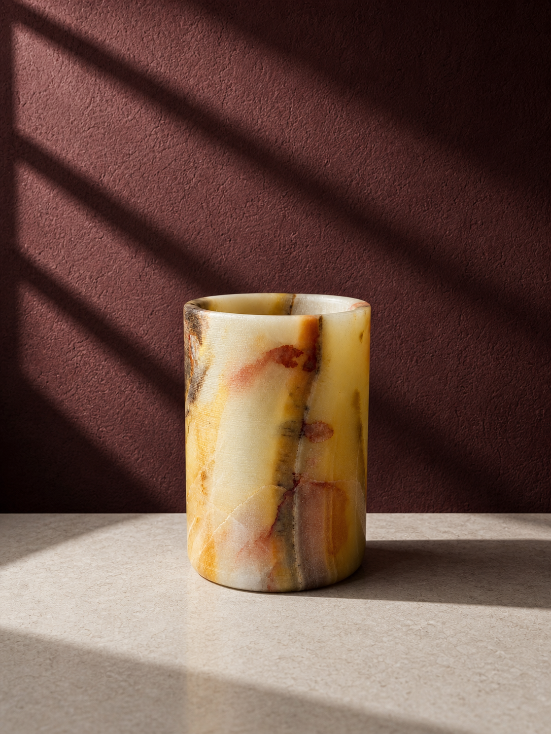 Sunset burgundy | SAÉA Flat Onyx Vessel