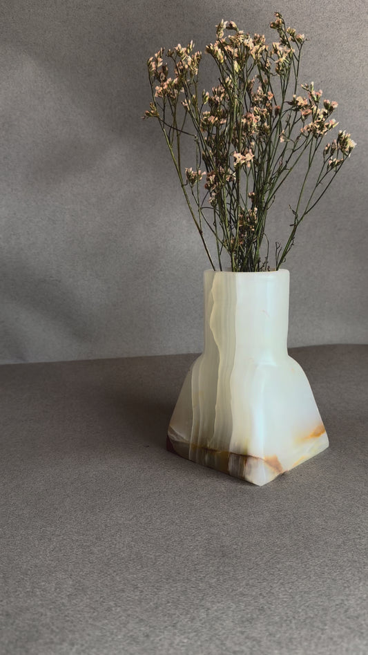 white onyx vase 