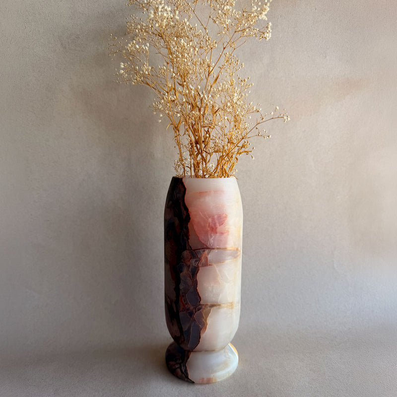 Deep burgundy & milky white | SAÉA Origin Vase